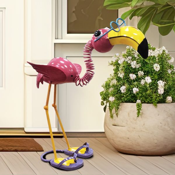 1pc Flamingo Metal Statue Garden Yard Art, Freestanding Quirky Bird Sculpture, Playful Beach-Themed Lawn Ornament, Electricity-Free Decorative Accessory for All Occasions - Image 2